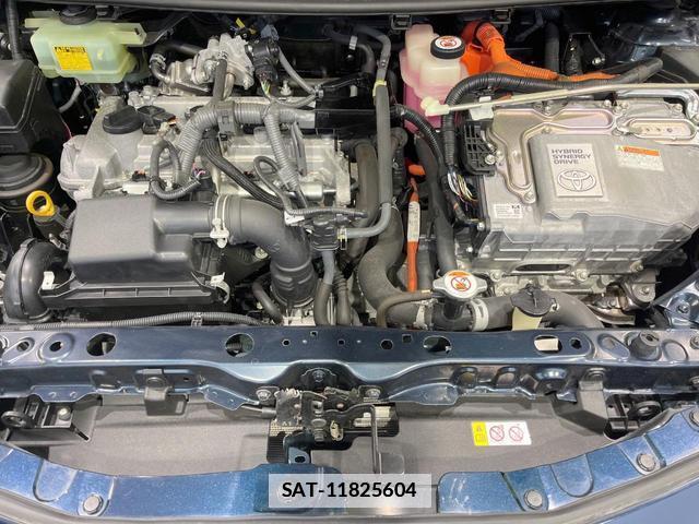 Toyota AQUA 2017-10 7869047-17