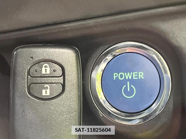 Toyota AQUA 2017-10 7869047-6