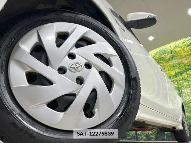 Toyota AQUA 2018-09 7869139-12
