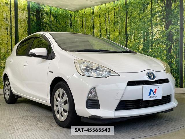 Toyota AQUA 2012-03 7869425-15