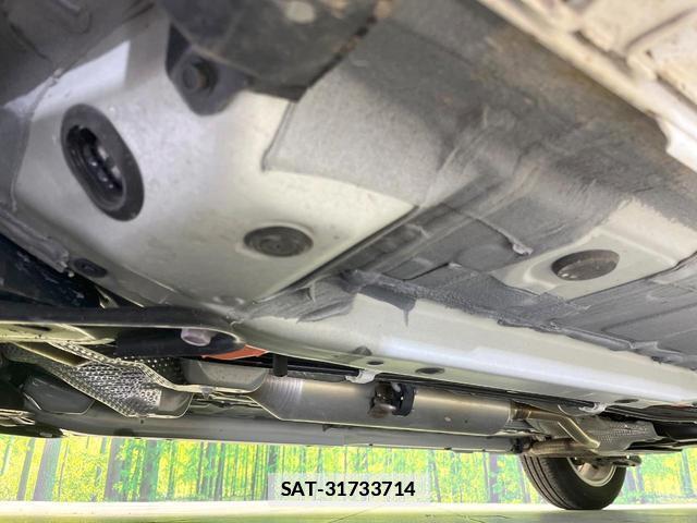 Toyota AQUA 2021-12 7869861-18