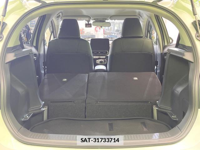 Toyota AQUA 2021-12 7869861-9