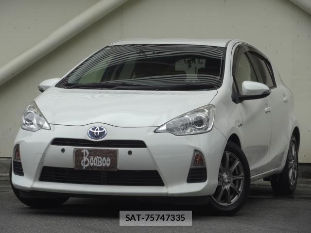 Toyota AQUA 2013-07 7870169-0