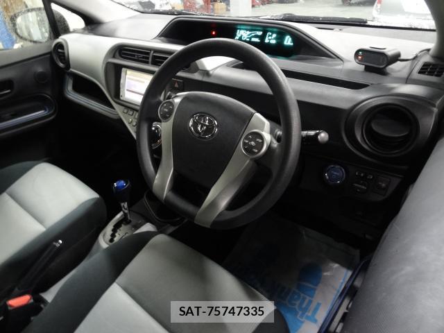 Toyota AQUA 2013-07 7870169-12