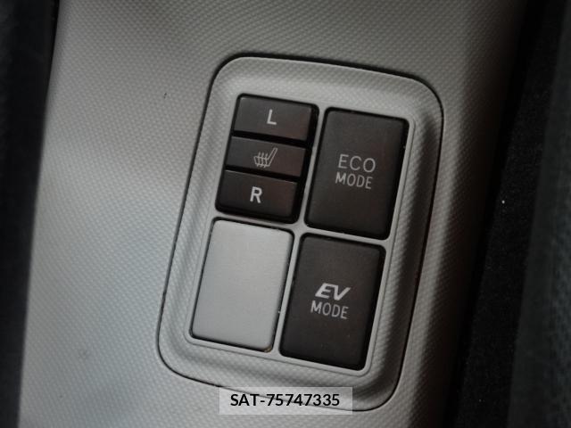 Toyota AQUA 2013-07 7870169-7