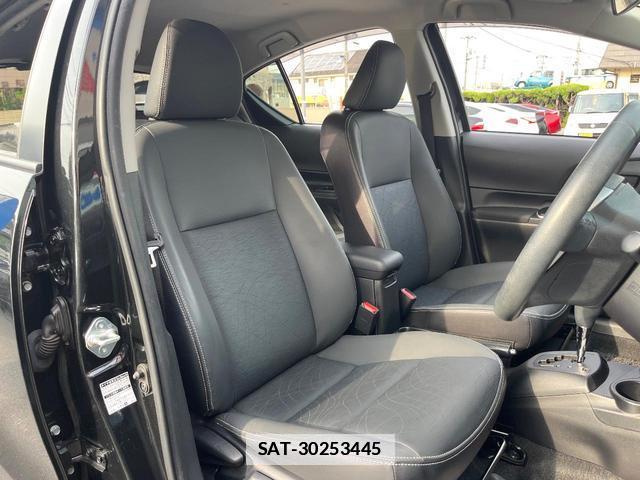 Toyota AQUA 2014-06 7870372-7