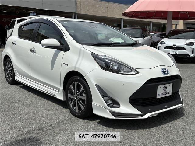 Toyota AQUA 2020-03 7870482-0