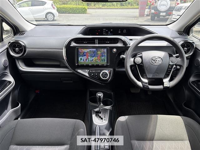 Toyota AQUA 2020-03 7870482-1