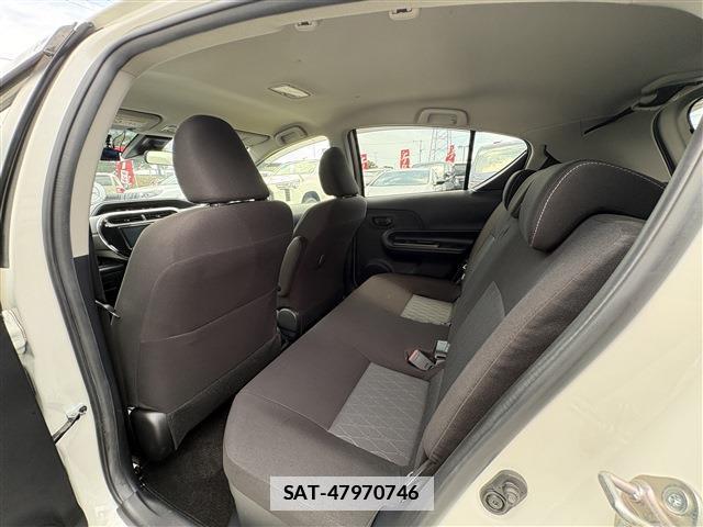 Toyota AQUA 2020-03 7870482-19