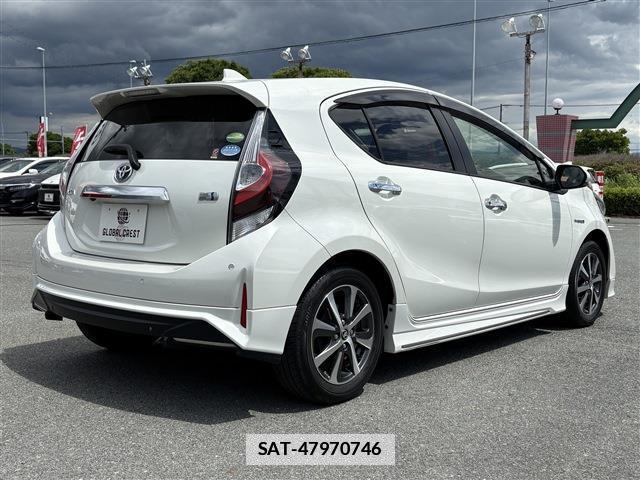 Toyota AQUA 2020-03 7870482-2