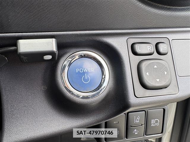 Toyota AQUA 2020-03 7870482-4