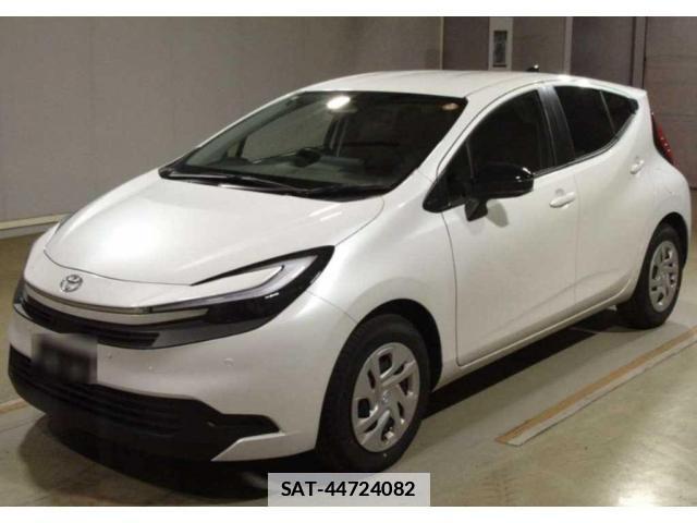 Toyota AQUA 2025-12 7870608-0
