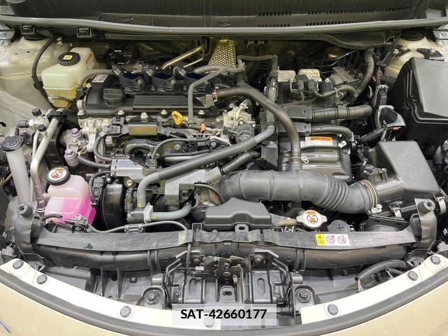 Toyota AQUA 2022-06 7871569-17