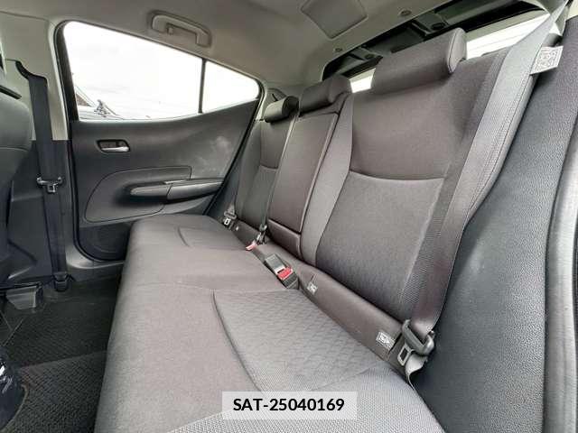 Toyota AQUA 2024-06 7871657-7