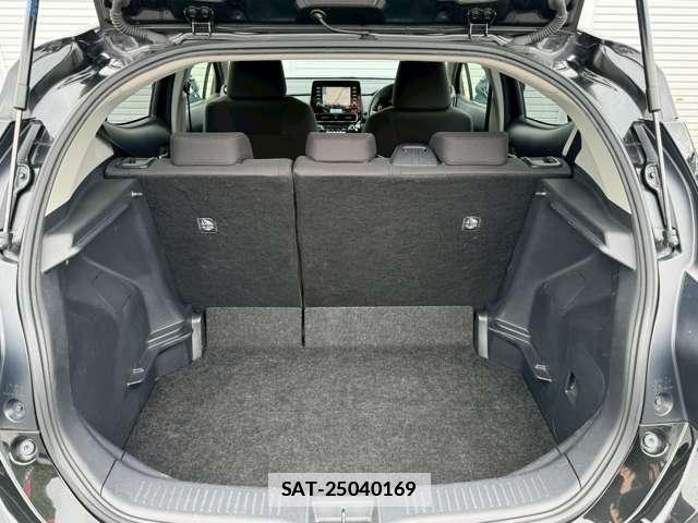 Toyota AQUA 2024-06 7871657-9