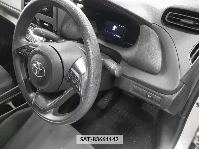 Toyota AQUA 2023-05 7872584-2