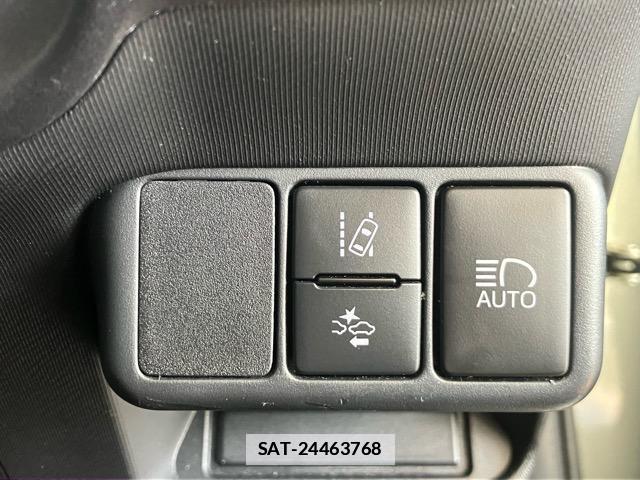 Toyota AQUA 2019-09 7872742-16