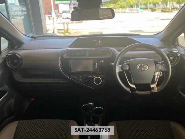 Toyota AQUA 2019-09 7872742-2