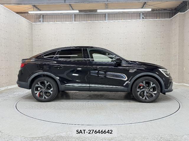 Renault Arkana 2023-05 7872831-9