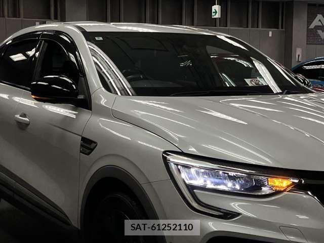 Renault Arkana 2022-09 7873141-14
