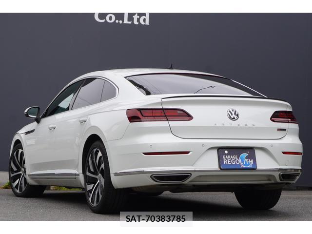 VolksWagen ARTEON 2017-12 7872834-10