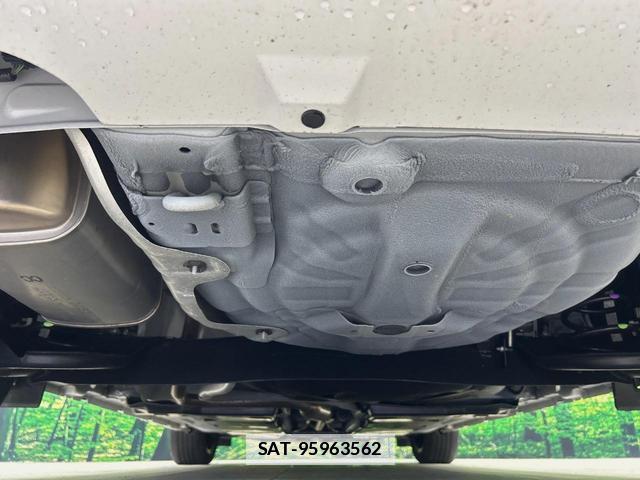 Nissan AURA 2025-01 7870292-18