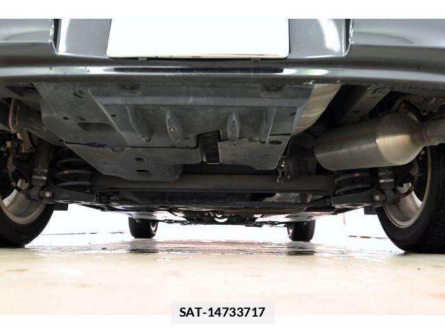 Toyota AURIS 2013-09 7870277-10