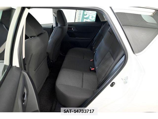 Toyota AURIS 2013-09 7870277-12