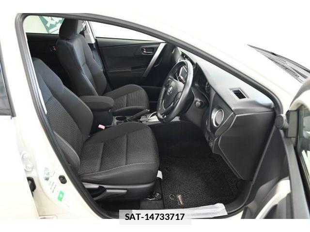 Toyota AURIS 2013-09 7870277-5