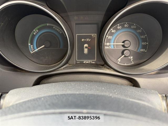 Toyota AURIS 2016-08 7870921-2