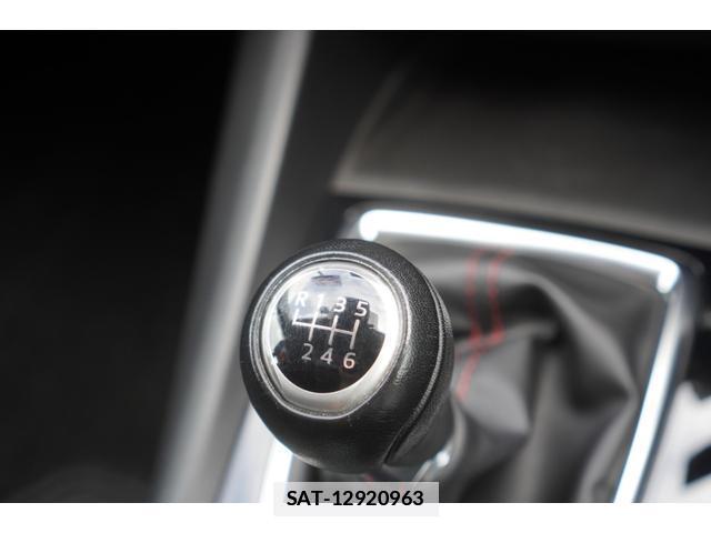 Mazda AXELA SPORT 2014-12 7867464-18