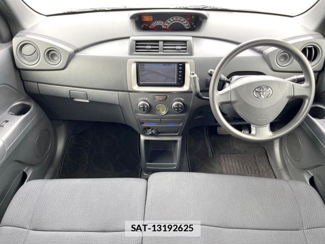 Toyota BB 2015-09 7867087-1