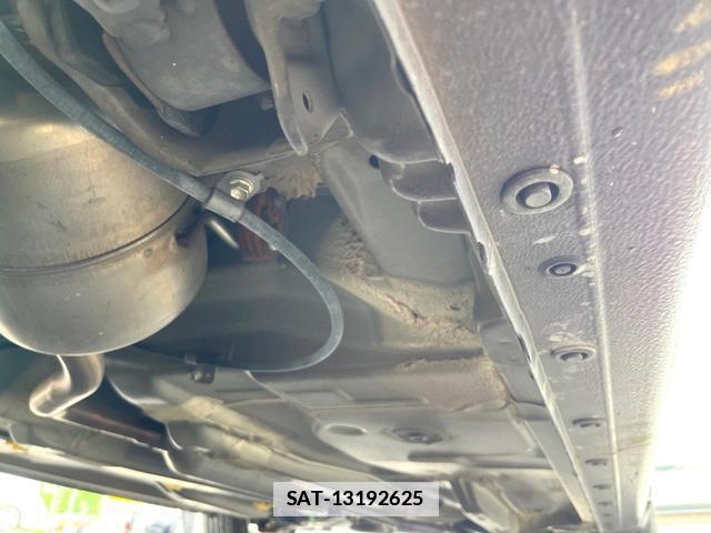 Toyota BB 2015-09 7867087-18