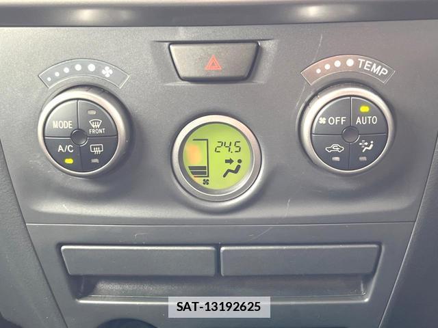 Toyota BB 2015-09 7867087-5