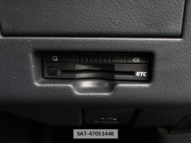 Toyota BB 2016-06 7867521-16