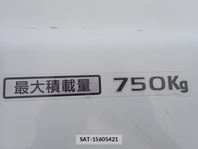 Mazda BONGO VAN 2014-04 7867511-19