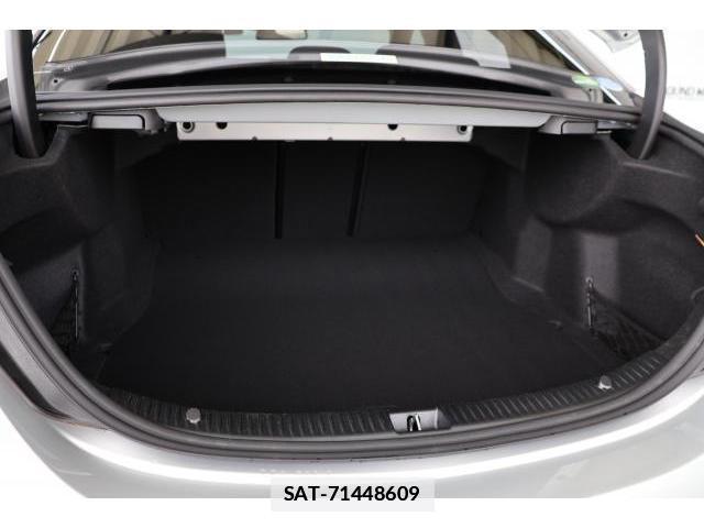 Mercedes Benz C-CLASS 2018-02 7869033-18