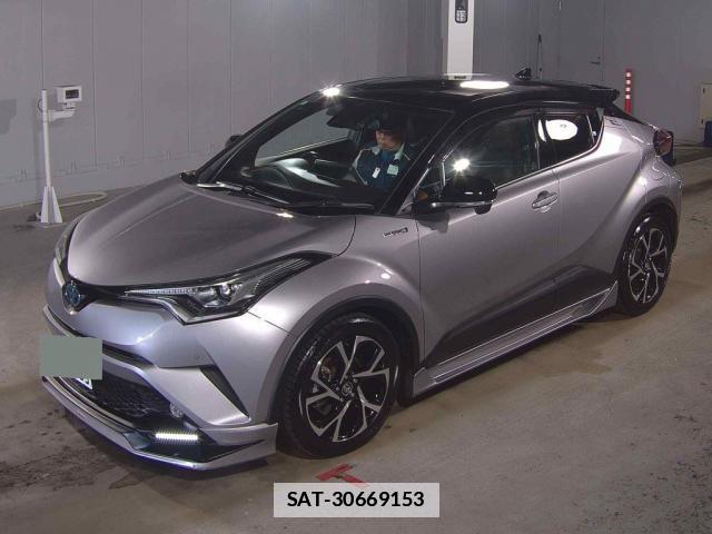 Toyota C-HR 2018-03 7866992-4