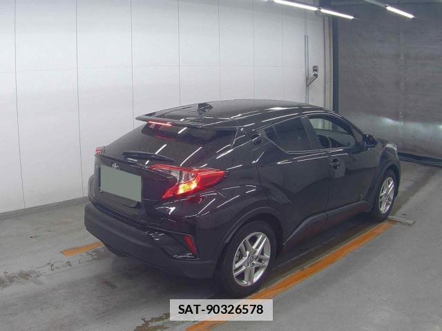 Toyota C-HR 2023-05 7867008-5