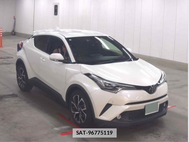Toyota C-HR 2017-01 7867028-5