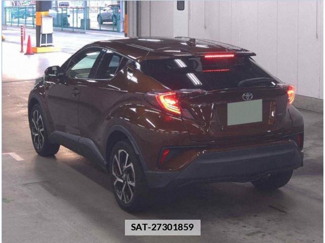 Toyota C-HR 2017-03 7867030-4