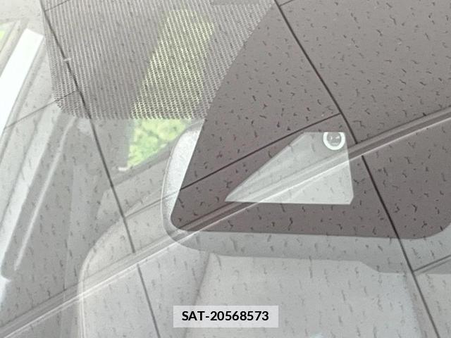 Toyota C-HR 2018-11 7868382-5