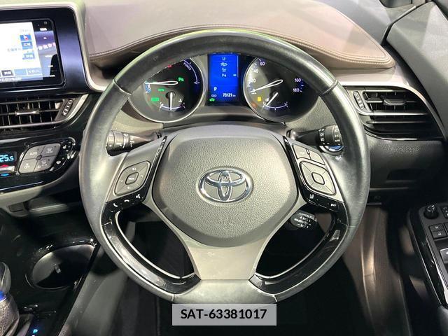 Toyota C-HR 2017-05 7869060-10