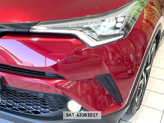 Toyota C-HR 2017-05 7869060-11