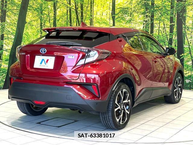 Toyota C-HR 2017-05 7869060-16