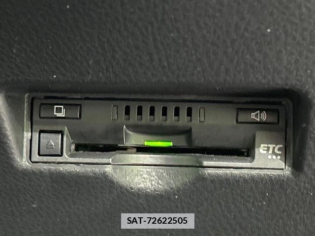 Toyota C-HR 2017-05 7869138-6