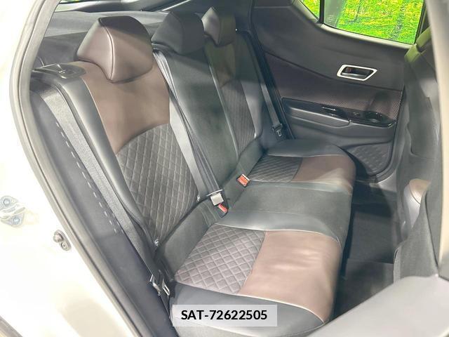Toyota C-HR 2017-05 7869138-8