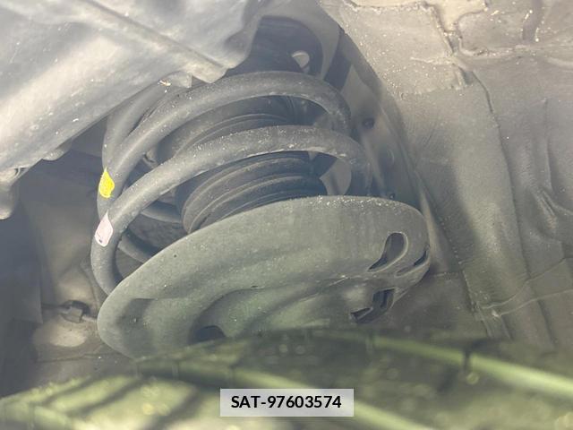 Toyota C-HR 2017-12 7869146-19