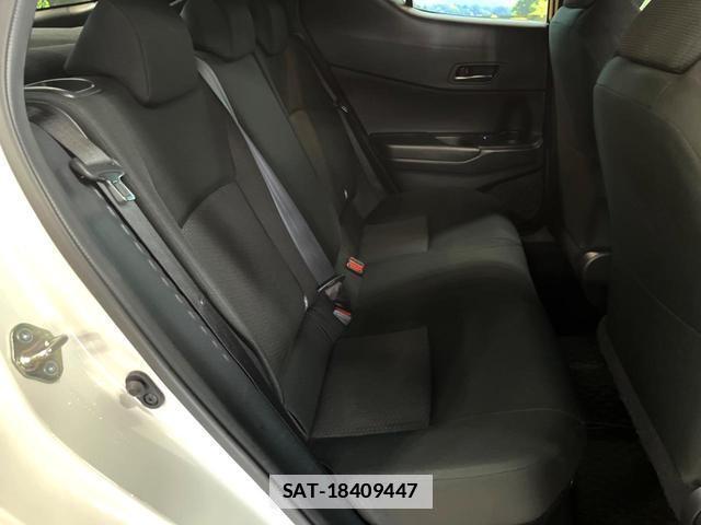 Toyota C-HR 2019-09 7869213-8