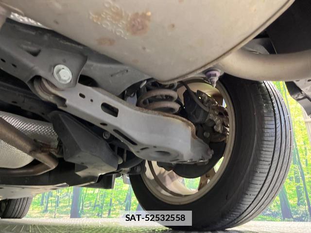 Toyota C-HR 2017-04 7869795-19